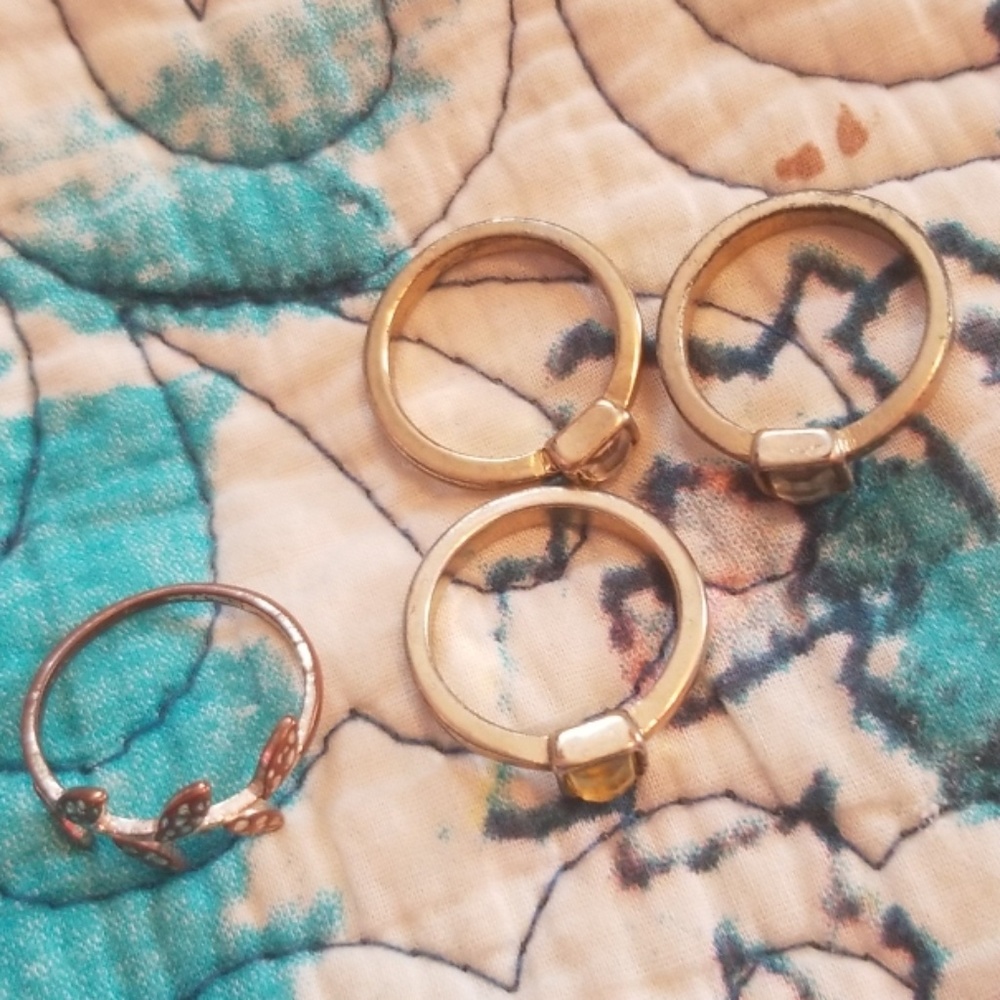 7 Rings - Picture 6 of 6